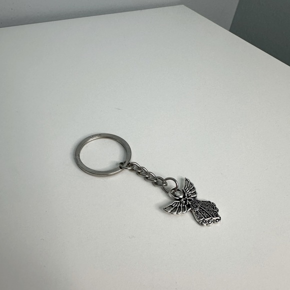 Angel Keychain - Picture 1 of 4